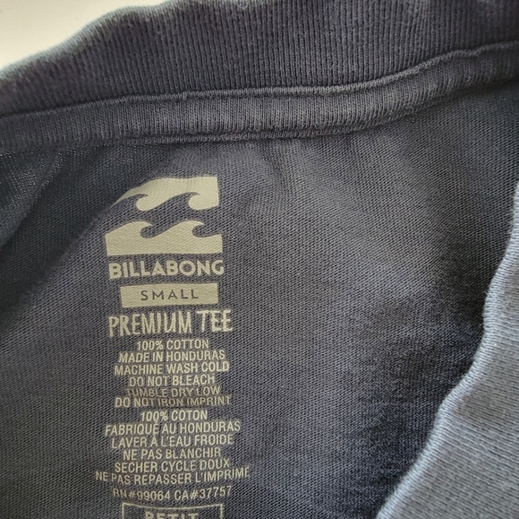 Billabong tshirt - Picture 2 of 3